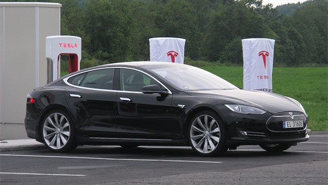 Tesla Repair and Service | Courthouse Shell